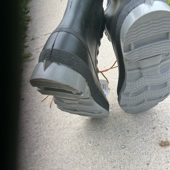 NWT Onguard industries steel toed insulated rubber boots size 9. - Picture 5 of 7